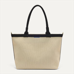 The Lightweight Zip Tote