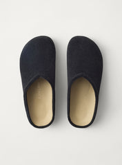 The Casual Clog - ReVelvet™ Black
