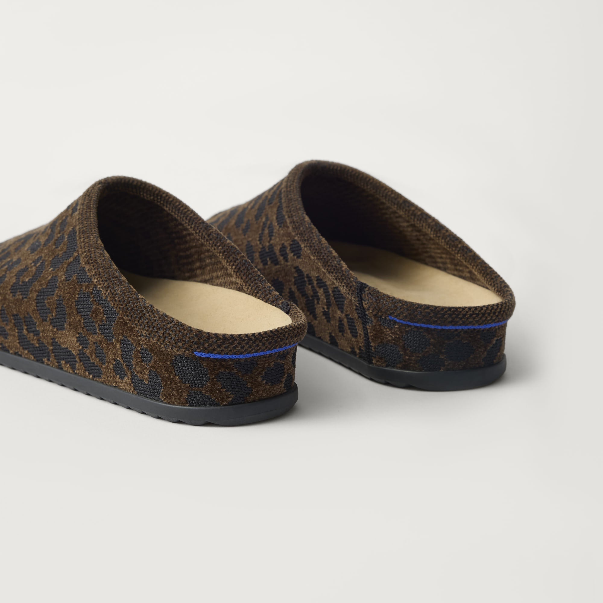 The Casual Clog - ReVelvet™ Cheetah