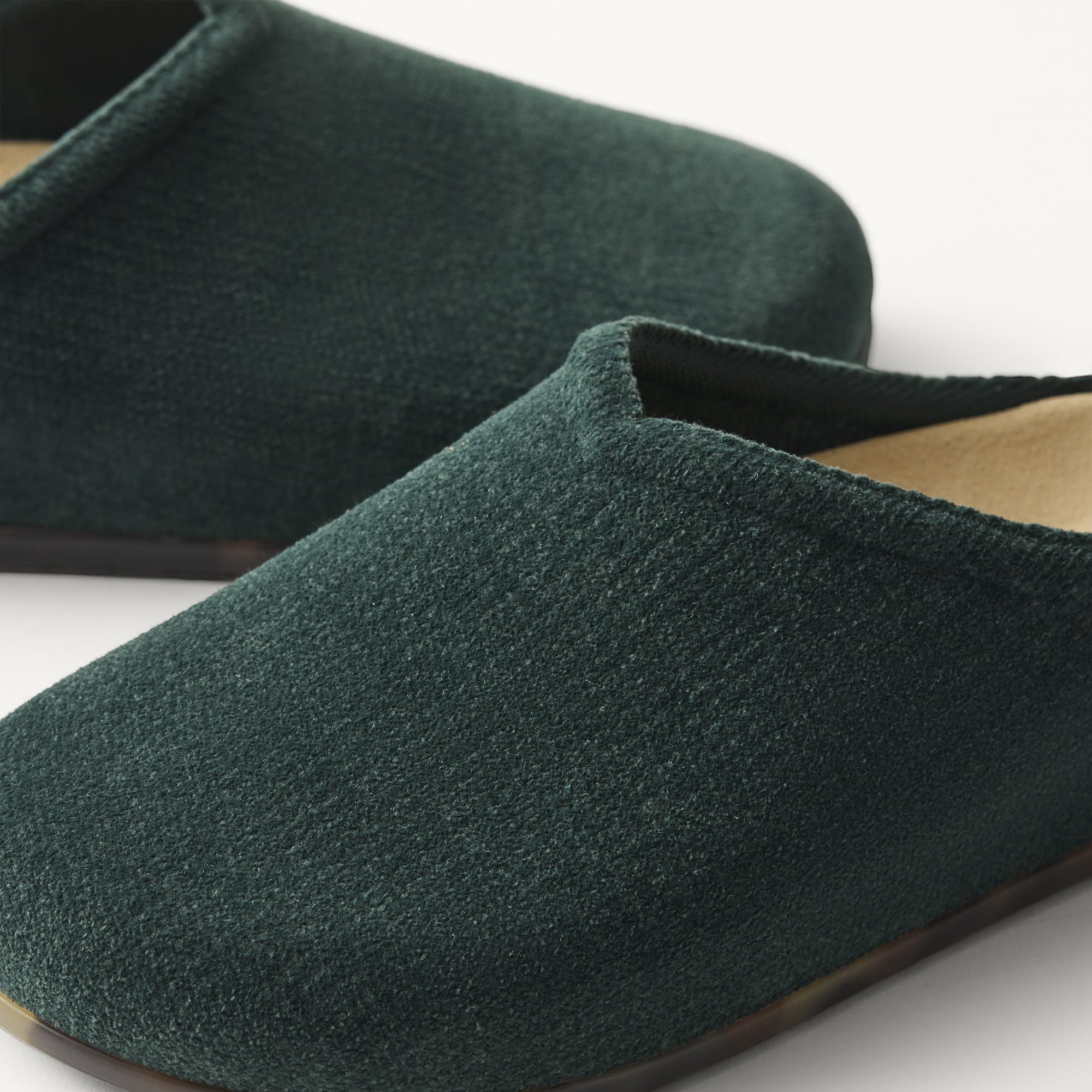 The Casual Clog - ReVelvet™ Pine