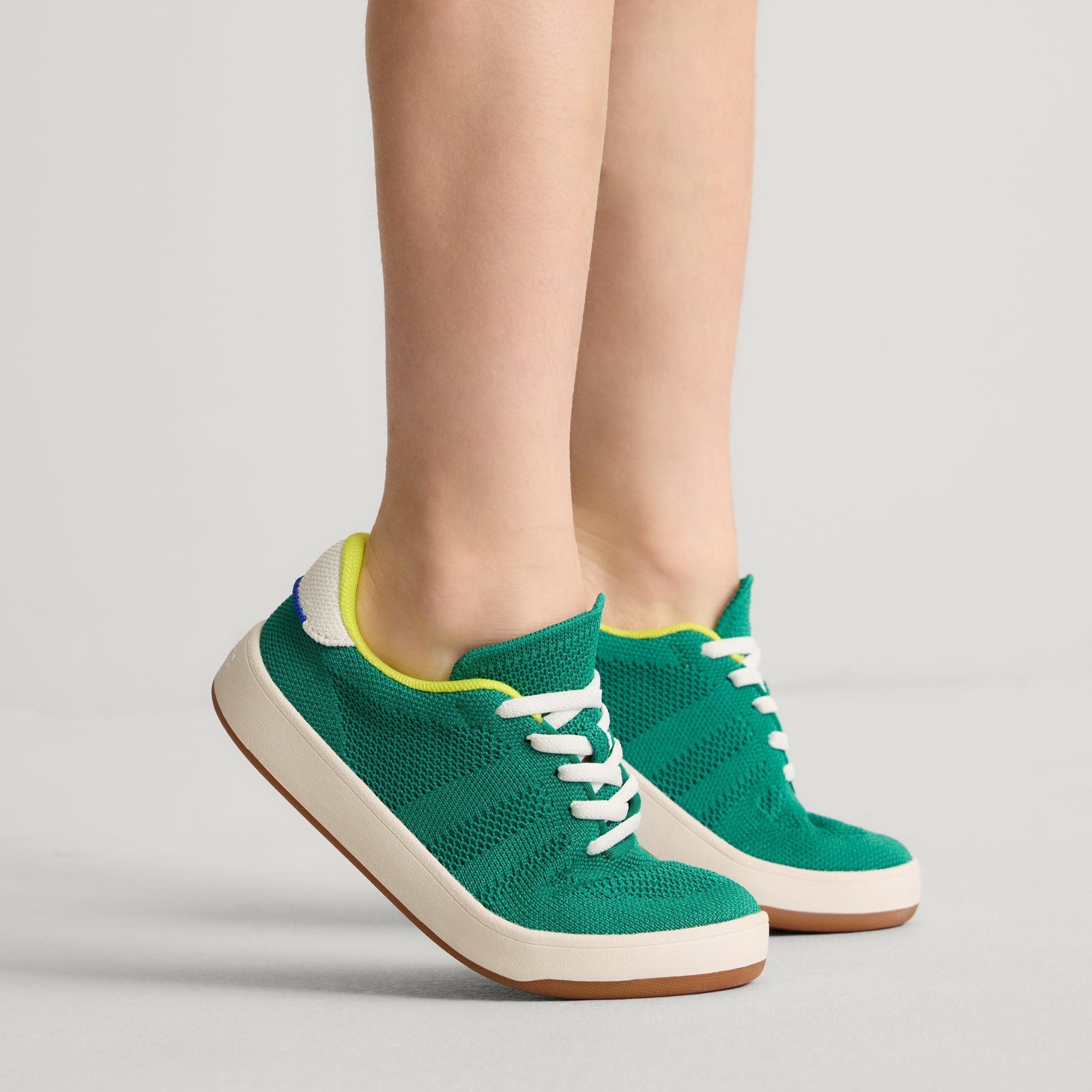 The Kids Stretch Sneaker - Emerald Pop